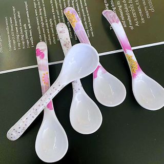 Thìa in cán cong, thìa nhựa nhỏ xíu dành cho trẻ em, thìa súp trẻ em L2042