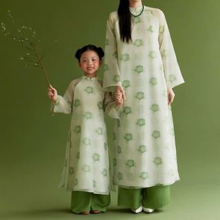 Áo dài mẹ và bé gấm lụa tơ ánh vàng - Sỉ buôn mẹ bé