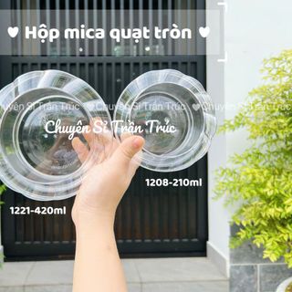 Hộp nhựa mica tròn quạt