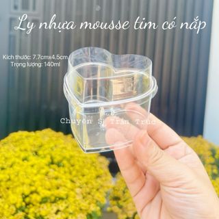 Hộp mica hình trái tim đưng bánh mousse  kèm nắp