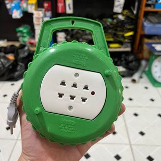 Ổ CẮM ĐIỆN 3 CỔNG HATO DÂY CUỘN DÀI 4M