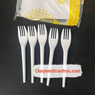 50 Nĩa Nhựa 15cm dùng 1 lần