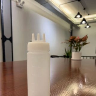 Bình Nhựa Đựng Sốt 3 Tia 300ml - 12oz