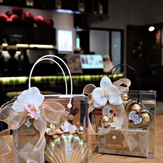 túi quà quai đen trắng trang trí giỏ tết ( Hàng Gía Tận Xưởng)