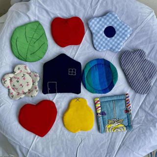 Tấm lót ly vải handmade - hình tròn