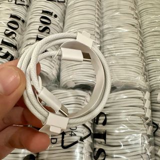 Cáp dù sạc siêu nhanh DTECH C03 60W chân C To C