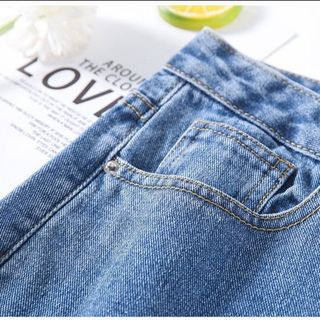 Quần Jeans Nữ ống rộng lưng cao phong cách đơn giản, kiểu dáng mới 2025, dễ phối đồ