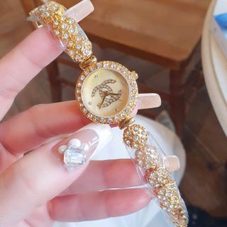 SALE RẺ ĐỒNG HỒ NỮ THỜI TRANG CHANEU DÂY HOA MẶT CHỮ