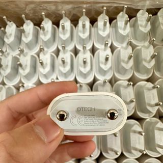 Củ sạc nhanh DTECH D68 PD20W Chân Tròn có chống nổ