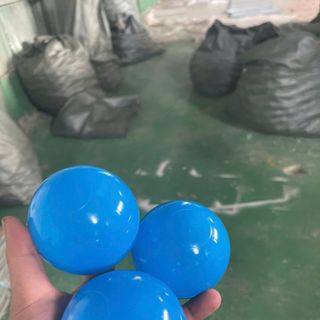 Combo 50 quả bóng nhựa nguyên sinh an toàn, màu sắc bắt mắt cho bé