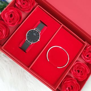 SET DANIEL HỘP ĐỎ HOA HỒNG LƯỚI PETITE VÀ CUFF