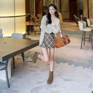 BỐT NỮ CAO CẤP KIRA CỔ LÔNG ĐI 2 KIỂU ĐẾ NHẸ 2CM - PIPI STORE