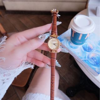 ĐỒNG HỒ NỮ CAO CẤP VIVIENNE DÂY DA MẶT VÀNG MINI FULLBOX