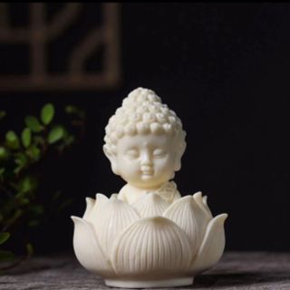 Tượng Phật Ngồi Đài Sen