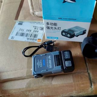 Mũ kẹp đèn pha siêu sáng có cảm biến nhỏ