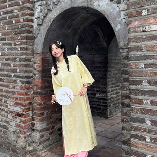 Áo dài gấm cổ tày chuẩn hình quần tuyết nhung dài rộng chuẩn hình cao cấp