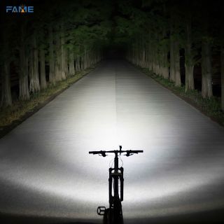 ĐÈN PIN GẮN XE ĐẠP FAME B8