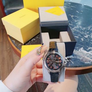 SIÊU SALE ĐỒNG HỒ NỮ SIÊU CẤP PENDI MẶT ĐÁ XOAY ĐỔI MÀU TẶNG KÈM DÂY HÃNG FULLBOX