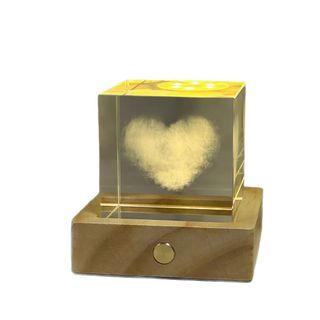 Đèn trang trí sang trọng chất liệu tốt