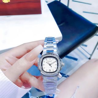 ĐỒNG HỒ NỮ CAO CẤP FATEK MẶT VUÔNG DÂY THÉP MẠ PVD VIỀN ĐÁ MINI