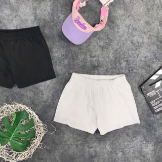 Quần đùi 2 lớp nữ mẫu đơn giản chất si giãn