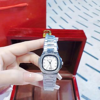 ĐỒNG HỒ NỮ CAO CẤP FATEK MẶT VUÔNG  DÂY THÉP MẠ PVD VIỀN ĐÁ MINI