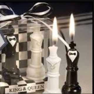 NẾN CỜ VUA VÀ HOÀNG HẬU/ HỘP