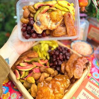 TRÁI CÂY SẤY DẺO MIX CHUA NHIỀU VỊ 500G, ĂN VẶT CỰC ĐÃ - WINNIE HOUSE