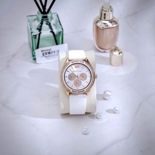 MICHA KOR 𝐌𝐊𝟕𝟐𝟔𝟔, 𝐌𝐊𝟔𝟗𝟒𝟔 𝐋𝐚𝐝𝐢𝐞𝐬 𝐉𝐞𝐬𝐬𝐚 𝐖𝐚𝐭𝐜𝐡