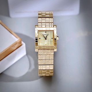 VERSA 𝐌𝐨𝐬𝐚𝐢𝐜 𝐖𝐚𝐭𝐜𝐡 𝟐𝟐𝐦𝐦