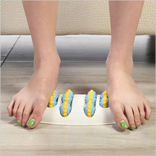 DỤNG CỤ MASSAGE CHÂN NHỰA