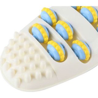 DỤNG CỤ MASSAGE CHÂN NHỰA