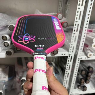 Vợt pickleball Proton series 3 flamingo siêu cấp, mặt vợt siêu nhám carbon 3k