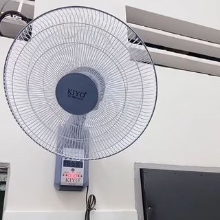 QUẠT TREO TƯỜNG ĐIỀU KHIỂN TỪ XA KIYO B403 REMOTE