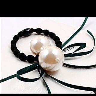 Cột tóc xinh xắn mẫu y hình cột tóc đẹp có nhiều màu