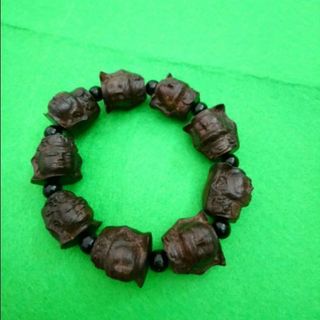 Vòng tay chuỗi phong thủy gỗ