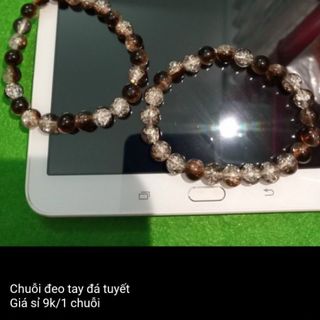 Chuỗi phong thủy màu nâu 8ly đá tuyết