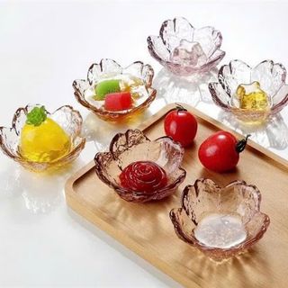 Chén Đĩa Chấm Thủy Tinh Trong Suốt Hình Cánh Hoa ( MÀU HỒNG )