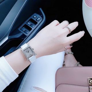 ĐỒNG HỒ NỮ CAO CẤP HERME MẶT FULL ĐÁ BẠC DÂY DA NHIỀU MÀU