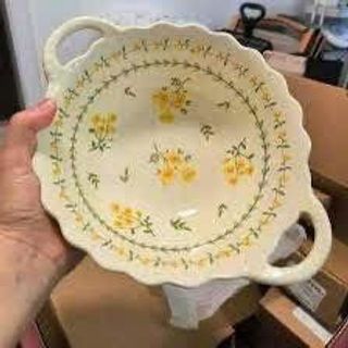 Bộ 9 Chi Tiết Bát, Tô 2 Tai, Thìa Cúc Vàng (THÙNG 20B)