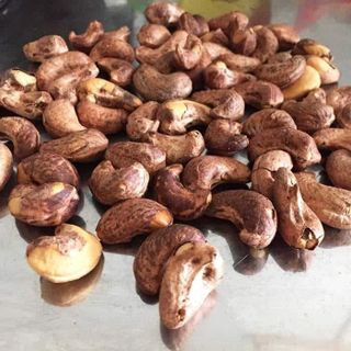 HẠT ĐIỀU VỎ LỤA – HŨ CAO 500G 🌰
