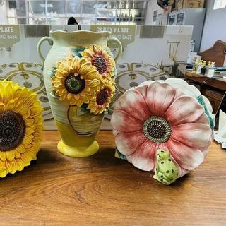 Lọ Hoa Gốm Sứ Hướng Dương- Lọ Giữa CC (THÙNG 4C)