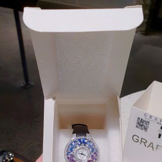 ĐỒNG HỒ NỮ SIÊU CẤP GRAF MẶT FULL PHA LÊ BƯỚM NHÂN TẠO  DÂY DA ĐEN