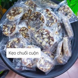 1kg Kẹo chuối đậu phộng cuộn bánh tráng giòn