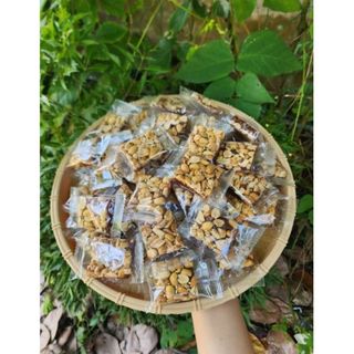 1kg Kẹo khóm chuối đậu phộng chua ngọt