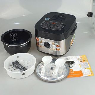 NỒI CƠM ĐIỆN TỬ NẮP GÀI 1,8L COMET CM8088