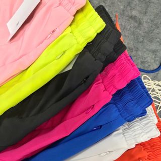 Quần đùi 2 lớp phối túi khoá siêu xinh