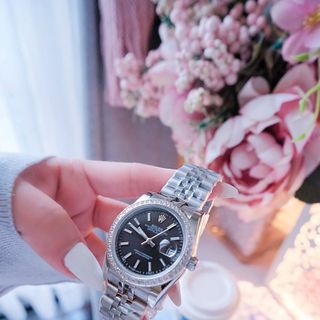 ĐỒNG HỒ NAM NỮ CAO CẤP RÔLET DÂY THÉP BẠC MẶT ĐEN KÍNH SAPHIRE VIỀN HỘT
