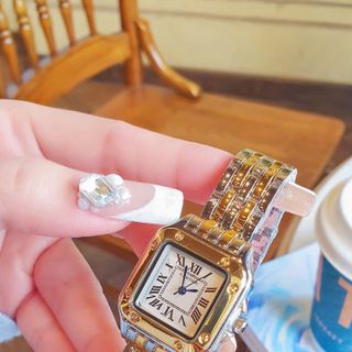 SĂN SALE CUỐI NĂM ĐỒNG HỒ NAM NỮ TRUNG CẤP CATIƠR MẶT VUÔNG TRƠN