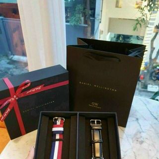 SET DANIEL CAO CẤP DA PETITE VÀ DÂY NATO FULLBOX HỘP NƠ ĐỎ